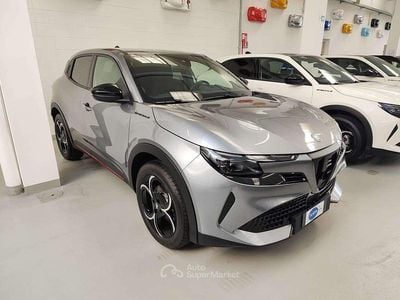 Nouvelle Alfa Romeo Junior Edizione Speciale 136 ch (100 kW) 2025 Gris SUV