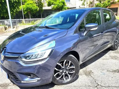 Usata Renault Clio IV 90 CV (66 kW) 2019 Grigio Berlina