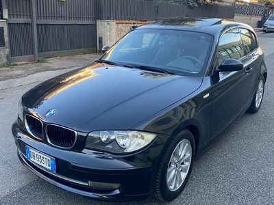 Usata BMW 118 142 CV (104 kW) 2007 Nero Utilitaria