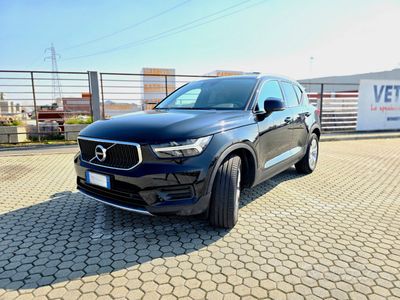 Usata Volvo XC40 Momentum 250 CV (183 kW) 2019 Nero SUV