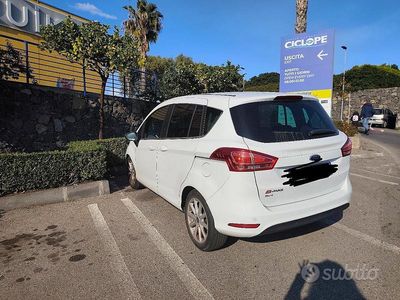 Usata Ford B-MAX 100 CV (73 kW) 2016 Bianco Monovolume