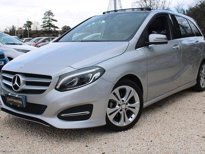 Usata Mercedes B180 Premium 109 CV (80 kW) 2017 Grigio Utilitaria