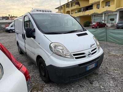 Usata Nissan Primastar 114 CV (83 kW) 2007 Bianco Monovolume