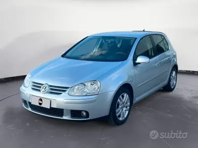 Usata VW Golf V Comfortline 105 CV (77 kW) 2007 Grigio Berlina