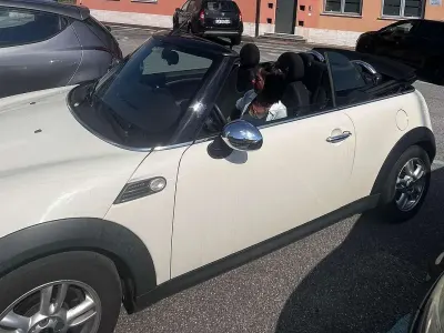 Usata Mini One Cabriolet 98 CV (72 kW) 2012 Bianco Cabrio