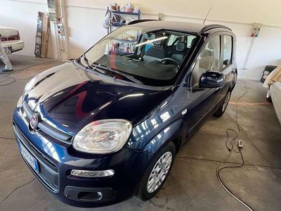 Usata Fiat Panda Lounge 69 CV (50 kW) 2017 Blu/azzurro Utilitaria