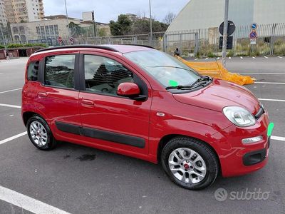 Usata Fiat Panda 69 CV (50 kW) 2015 Rosso Utilitaria