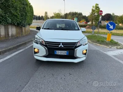 Usata Mitsubishi Space Star Intense 71 CV (52 kW) 2020 Grigio Utilitaria