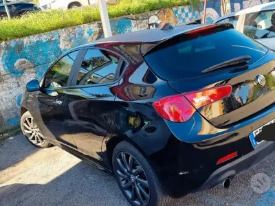 Usata Alfa Romeo Giulietta 120 CV (88 kW) 2013 Nero Utilitaria
