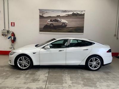 usata Tesla Model S 85KWh BATTERIA POCO EFFICIENTE