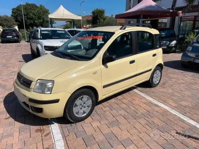 Usata Fiat Panda 60 CV (44 kW) 2003 Giallo Utilitaria