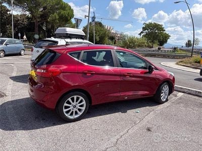 Usata Ford Fiesta Titanium 95 CV (69 kW) 2020 Rosso Coupé