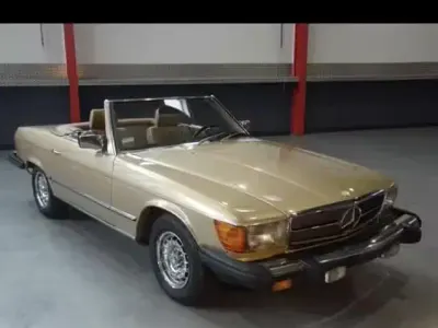Usata Mercedes SL380 204 CV (150 kW) 1983 Marrone Cabrio