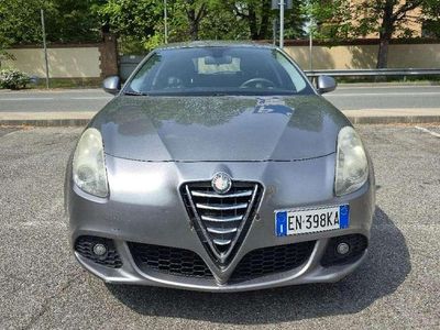 Usata Alfa Romeo Giulietta 120 CV (88 kW) 2012 Grigio Utilitaria
