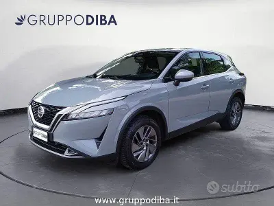 Usata Nissan Qashqai Acenta 140 CV (102 kW) 2022 Grigio SUV
