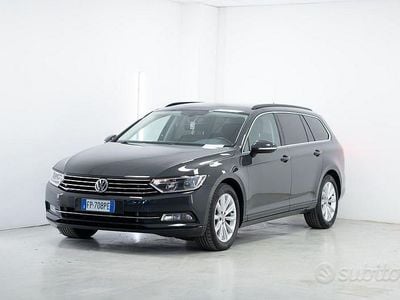 Usata VW Passat Executive 150 CV (110 kW) 2018 Grigio Station wagon