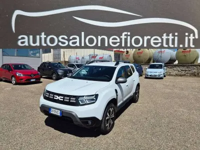 Usata Dacia Duster Journey 101 CV (74 kW) 2023 Bianco SUV