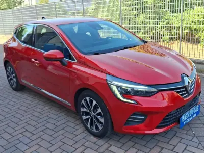 Usata Renault Clio V Intens 101 CV (74 kW) 2021 Rosso Berlina