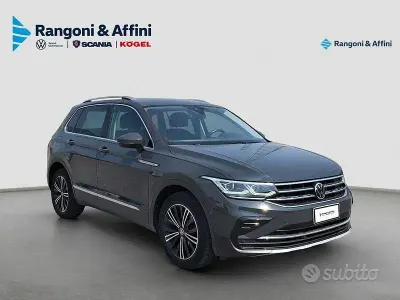 Usata VW Tiguan Elegance 150 CV (110 kW) 2022 Grigio SUV