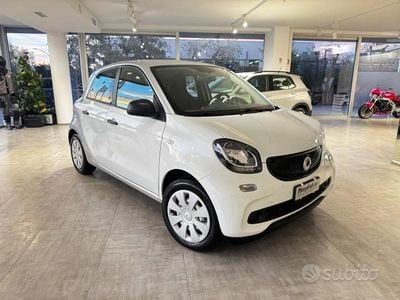 Bianco Usata 2018 Smart ForFour Utilitaria | 12.900 € (Buon prezzo)
