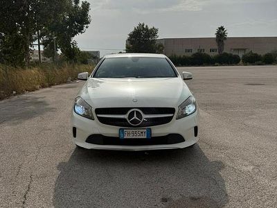 Usata Mercedes A180 109 CV (80 kW) 2017 Bianco Berlina