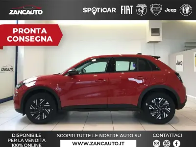 Nuova Fiat 600 101 CV (74 kW) 2026 Rosso SUV