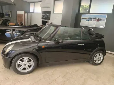 Usata Mini Cooper Cabriolet 116 CV (85 kW) 2007 Cabrio