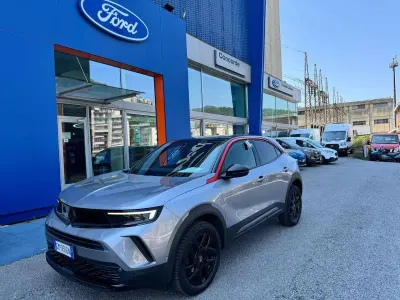 Usata Opel Mokka GS Line 131 CV (96 kW) 2023 Argento SUV