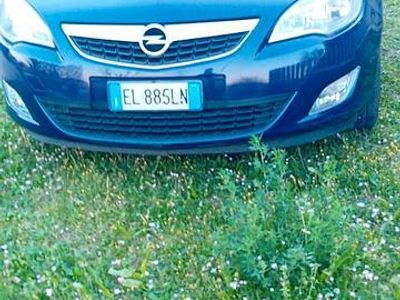 Usata Opel Astra 110 CV (80 kW) 2012 Station wagon