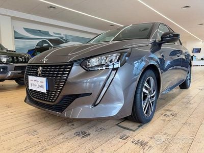 Usata Peugeot 208 Allure 102 CV (75 kW) 2022 Grigio Utilitaria