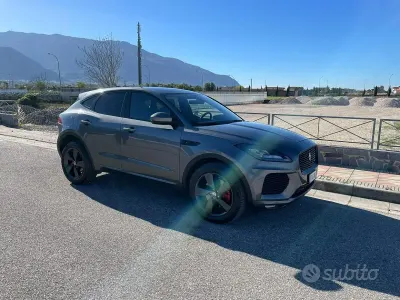 Usata Jaguar E-Pace R-Dynamic 200 CV (147 kW) 2020 Grigio SUV
