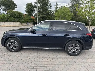 Usata Mercedes GLC220 AMG Line Premium Plus 197 CV (144 kW) 2022 Blu/azzurro SUV