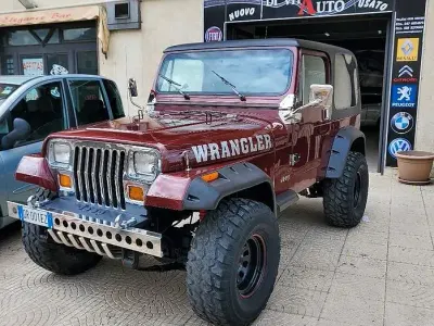 Usata Jeep Wrangler 1988 Rosso SUV