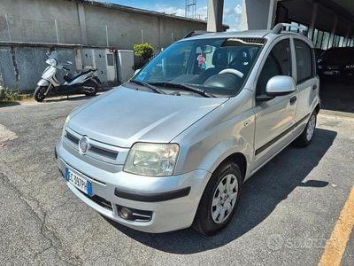 Usata Fiat Panda Dynamic 69 CV (50 kW) 2010 Grigio Utilitaria