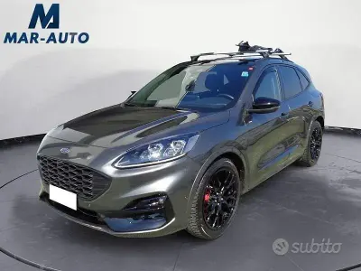 Usata Ford Kuga ST-Line X 120 CV (88 kW) 2023 Grigio SUV