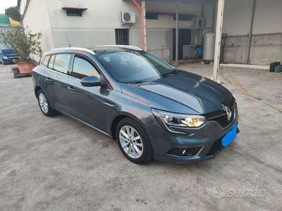 usata Renault Mégane IV Mégane Blue dCi 115 CV Business