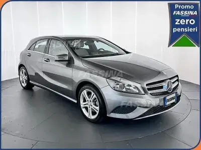 Occasion Mercedes A160 Premium 109 ch (80 kW) 2014 Gris Citadine