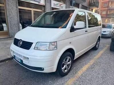 Begagnad VW Caravelle 130 HK (95 kW) 2009 Vit Van