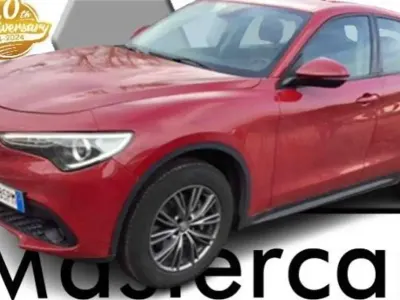 Usata Alfa Romeo Stelvio Super 209 CV (153 kW) 2018 Rosso SUV
