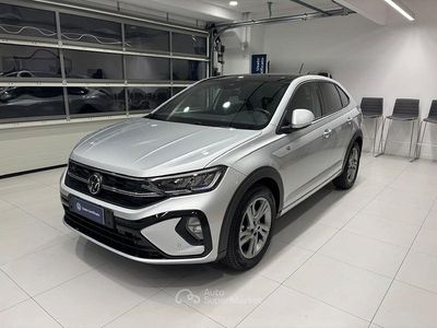 8e argento riflesso metallizza Usata 2024 VW Taigo R-line SUV | 21.490 € (Buon prezzo)