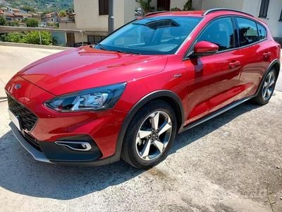 Usata Ford Focus Active 120 CV (88 kW) 2021 Rosso Berlina