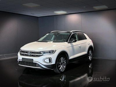 Usata VW T-Roc Style 150 CV (110 kW) 2023 Bianco SUV