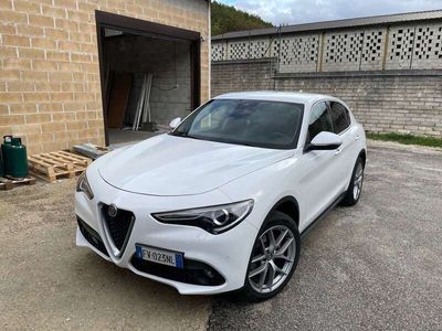 usata Alfa Romeo Stelvio 2.2 t Executive Q4 190cv auto my19