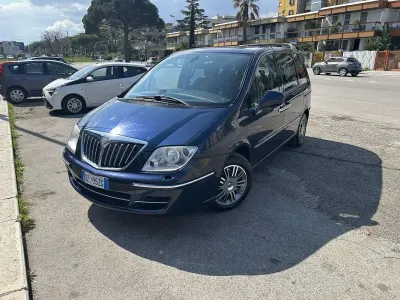 Usata Lancia Phedra 170 CV (125 kW) 2010 Blu/azzurro Monovolume
