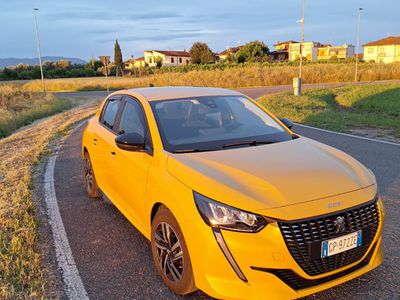 Usata Peugeot 208 Active 101 CV (74 kW) 2023 Giallo Utilitaria