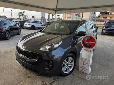 Usata Kia Sportage Style 141 CV (103 kW) 2018 Grigio SUV