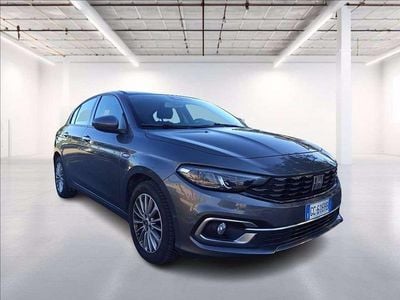 Usata Fiat Tipo Life 131 CV (96 kW) 2021 Grigio metallizzato Berlina