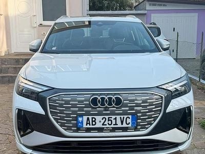 Usata Audi Q4 e-tron Business 150 kW (204 CV) 2025 Bianco SUV
