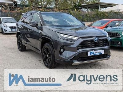 Usata Toyota RAV4 Hybrid Style 225 CV (165 kW) 2024 Grigio SUV