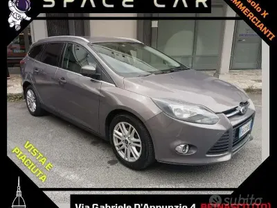 Usata Ford Focus Titanium 116 CV (85 kW) 2014 Grigio Station wagon